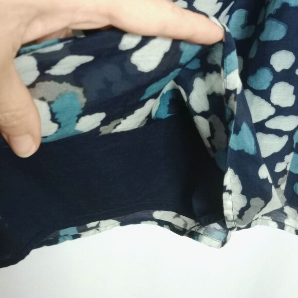 ⭐ Loft Abstract V-neck Sleeveless Silk Blend Blouse Ruffle Lightweight Lined Lge - Picture 5 of 7